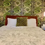 Laurelhurst Historic Dougan Suites